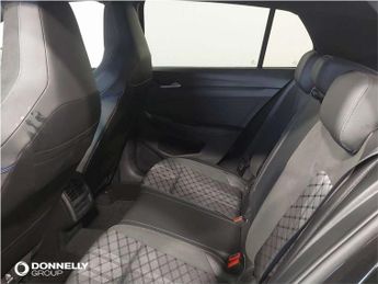 Volkswagen Golf 1.5 eTSI 150 R-Line 5dr DSG
