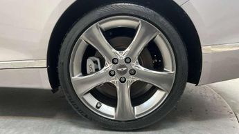 Genesis G80 2.5T Luxury Line 4dr Auto RWD