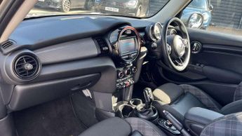 MINI Hatchback 1.5 Cooper Classic II 5dr Auto