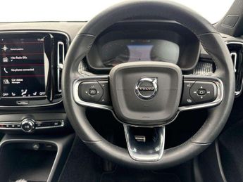 Volvo XC40 1.5 T3 [163] R DESIGN 5dr Geartronic