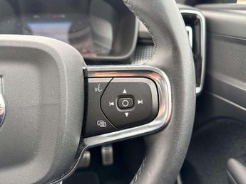 Volvo XC40 1.5 T3 [163] R DESIGN 5dr Geartronic
