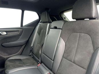 Volvo XC40 1.5 T3 [163] R DESIGN 5dr Geartronic