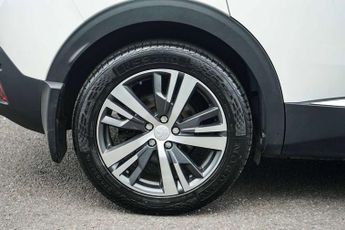 Peugeot 3008 1.6 Hybrid 225 Allure Premium 5dr e-EAT8
