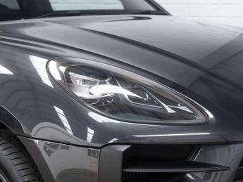 Porsche Macan S 5dr PDK