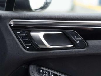 Porsche Macan S 5dr PDK