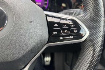 Volkswagen Golf 1.5 eTSI 150 R-Line 5dr DSG