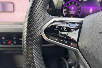 Volkswagen Golf 1.5 eTSI 150 R-Line 5dr DSG