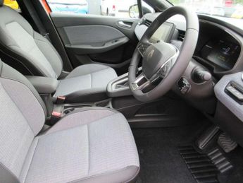 Renault Clio 1.6 E-TECH full hybrid 145 Techno 5dr Auto