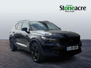 Volvo XC40 2.0 T4 Momentum 5dr AWD Geartronic