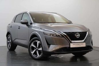 Nissan Qashqai 1.3 DiG-T MH Premiere Edition 5dr