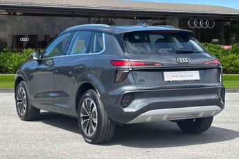 Audi Q3 1.5 TFSI Sport 5dr S Tronic