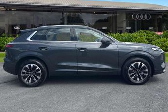 Audi Q3 1.5 TFSI Sport 5dr S Tronic