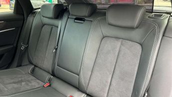 Audi A6 40 TDI Quattro Black Edition 5dr S Tronic [Tech]