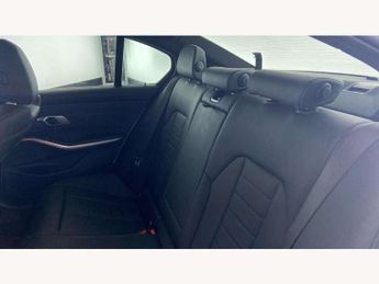 BMW 3 Series 320i xDrive M Sport 4dr Step Auto