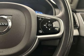 Volvo XC90 2.0 B5D [235] Momentum 5dr AWD Geartronic