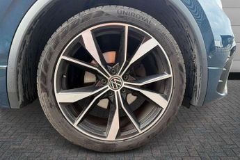 Volkswagen Tiguan 2.0 TDI R-Line 5dr DSG