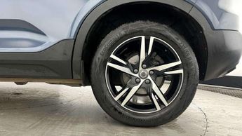 Volvo XC40 1.5 T3 [163] R DESIGN 5dr Geartronic