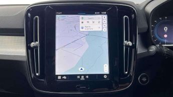 Volvo XC40 2.0 B3P Core 5dr Auto