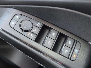 Nissan Qashqai 1.3 DiG-T MH 158 N-Connecta 5dr Xtronic