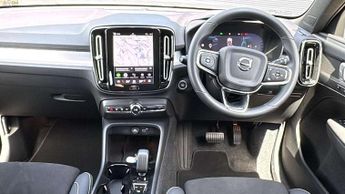 Volvo XC40 2.0 B4P Plus Black Edition 5dr Auto