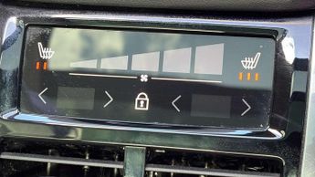 Volvo XC90 2.0 B6P Ultimate Dark 5dr AWD Geartronic