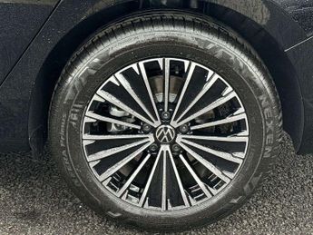 Volkswagen Passat 1.5 TSI eHybrid Elegance 5dr DSG