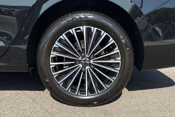 Volkswagen Passat 1.5 TSI eHybrid Elegance 5dr DSG