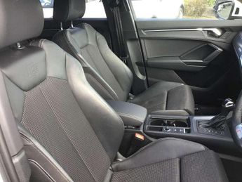Audi Q3 40 TDI Quattro S Line 5dr S Tronic