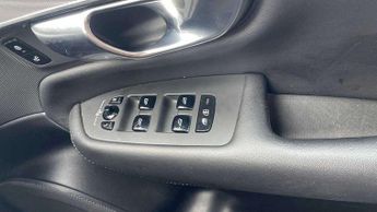 Volvo XC90 2.0 B5P [250] Core 5dr AWD Geartronic