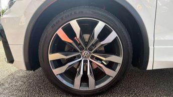 Volkswagen Tiguan 2.0 TDi 150 4Motion R-Line 5dr DSG