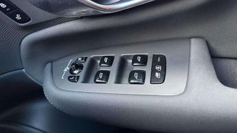 Volvo XC90 2.0 T8 PHEV Core Bright 5dr AWD Geartronic