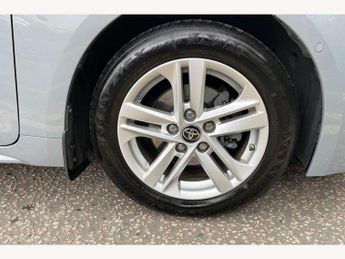 Toyota Corolla 1.8 VVT-i Hybrid Icon Tech 5dr CVT