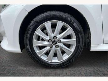 Toyota Yaris 1.5 Hybrid Icon 5dr CVT