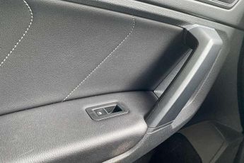 Volkswagen Tiguan 1.5 TSI 150 R-Line 5dr DSG