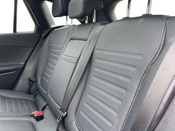 Mercedes-Benz GLC GLC 300e 4Matic AMG Line Prem Plus 5dr 9G-Tronic