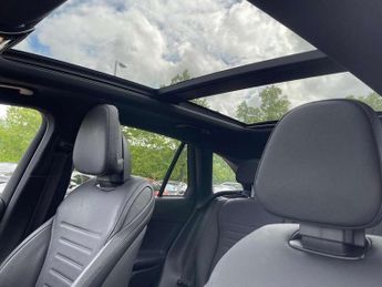 Mercedes-Benz GLC GLC 300e 4Matic AMG Line Prem Plus 5dr 9G-Tronic