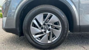 Nissan Qashqai 1.3 DiG-T MH 158 Acenta Premium 5dr Xtronic