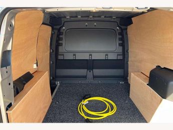 Volkswagen Caddy 1.5 eHybrid 150 Commerce Pro Van DSG [Tech]