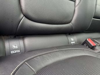 Jaguar F-Pace 2.0d R-Sport Black Edition 5dr Auto AWD