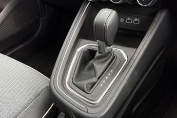 Renault Clio 1.6 E-TECH full hybrid 145 Techno 5dr Auto