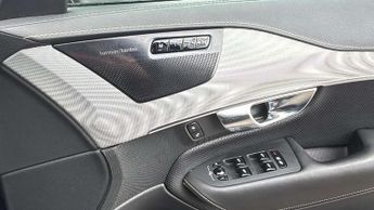 Volvo XC90 2.0 T8 Recharge PHEV R DESIGN 5dr AWD Auto