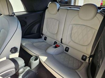MINI Convertible 1.5 Cooper Exclusive 2dr Auto