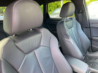 Audi Q3 35 TFSI S Line 5dr S Tronic [Leather]