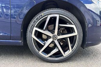 Volkswagen Golf 1.5 eTSI Style 5dr DSG