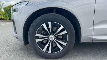 Volvo XC60 2.0 B5P Core 5dr AWD Geartronic