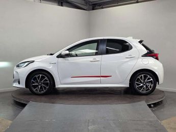 Toyota Yaris 1.5 Hybrid Design 5dr CVT
