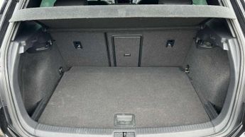 Volkswagen Golf 2.0 TSI 300 R 5dr 4MOTION DSG