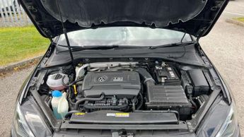 Volkswagen Golf 2.0 TSI 300 R 5dr 4MOTION DSG