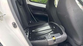 Toyota Aygo X 1.0 VVT-i Edge 5dr Auto