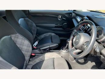 MINI Hatchback 2.0 Cooper S Works 210 3dr Auto